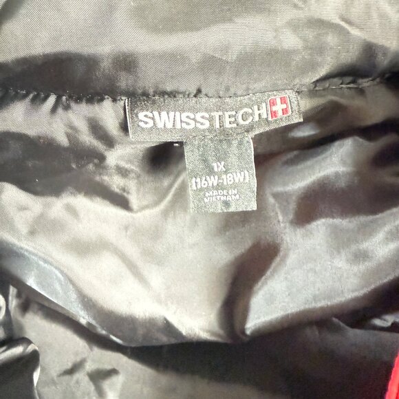 Swiss Tech Red Long Puffer Vest Womens Size 1X Hooded Sleeveless Outerwear - Picture 6 of 14